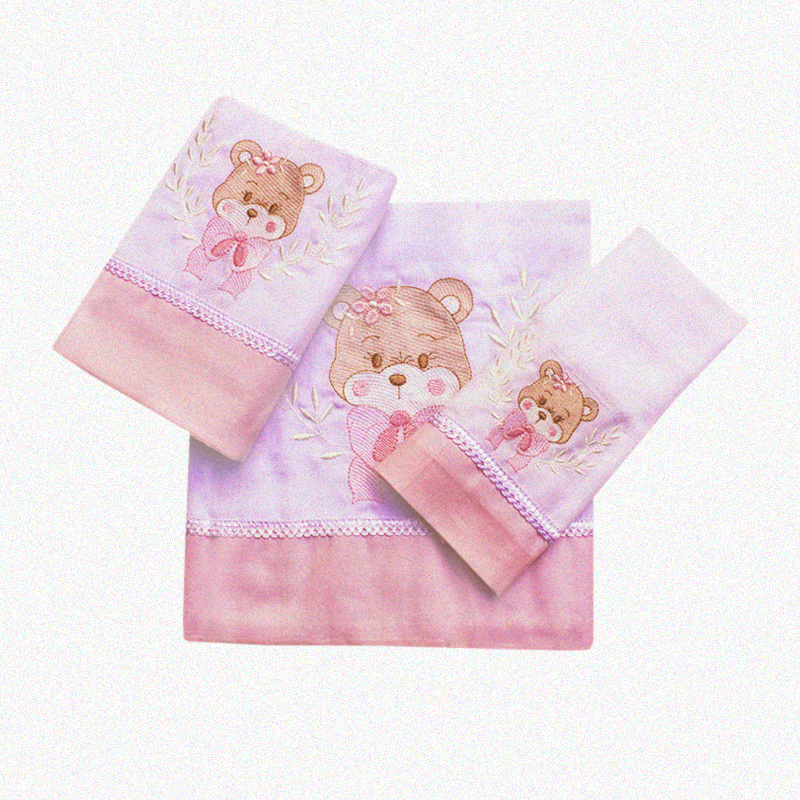 Kit com 3 peças (toalha fralda, lenço de boca e fralda de passeio) - Feminino
