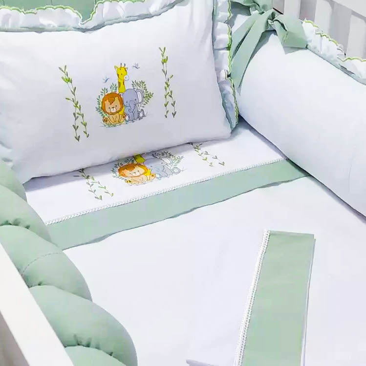 Kit de Berço - Luxo - 8 Peças - Masculino - Verde