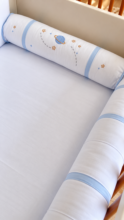 Kit de Berço-Encantado- Slim - 8 Peças - Azul Bebe/Branco-Astronauta