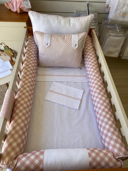 Kit Berço Xadrez Encanto - 8 Peças - Rose/Branco-feminino