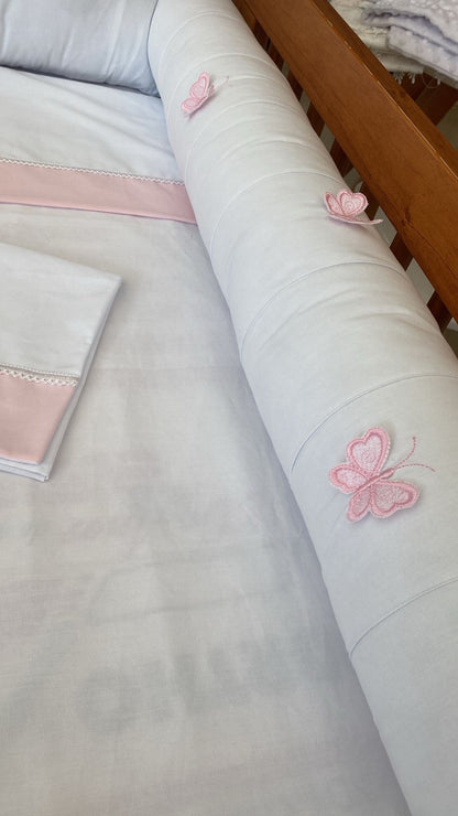 Kit Berço Encanto Luxo borboletas 3D- 7 Peças - Rosa bebe/branco