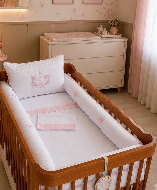 Kit Berço Encanto Luxo borboletas 3D- 7 Peças - Rosa bebe/branco