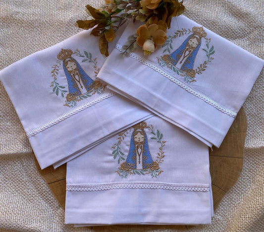 Kit 3 Fraldas Multi-Função- Neutra-Branca- Nossa Senhora Aparecida
