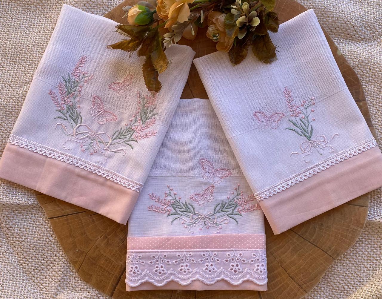 Kit com 3 lenços de boca - Feminino - Rosa Bebe-Trio Borboleta