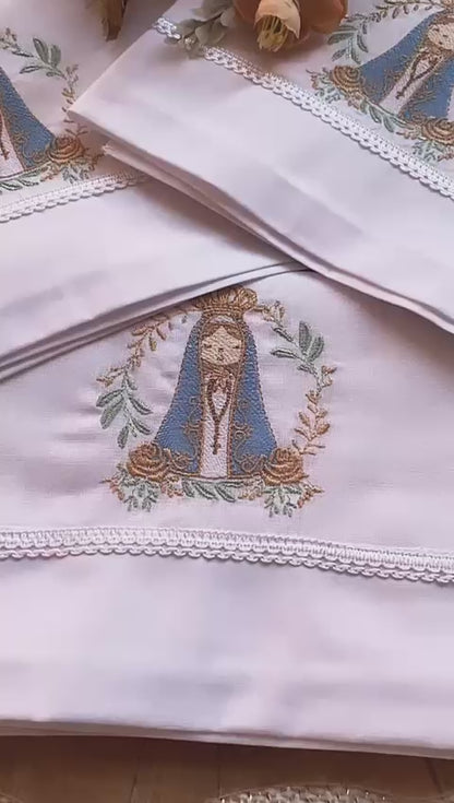 Kit 3 Fraldas Multi-Função- Neutra-Branca- Nossa Senhora Aparecida